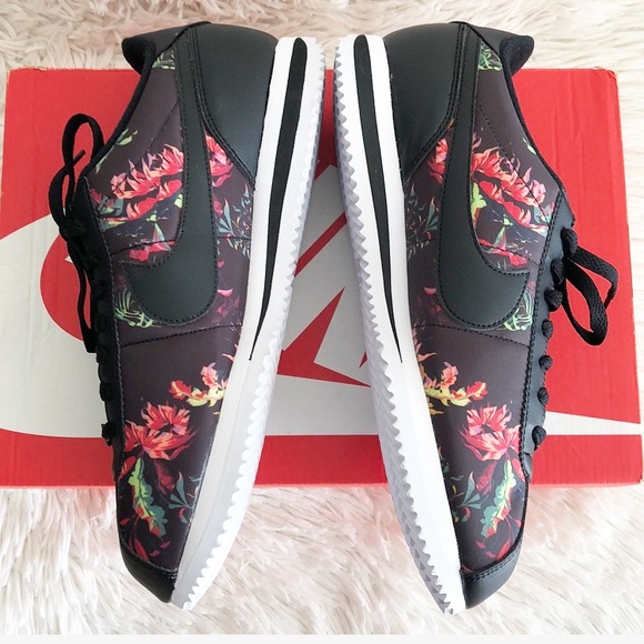 NIKE CORTEZ BASIC SNEAKERS - Picture 3 of 9